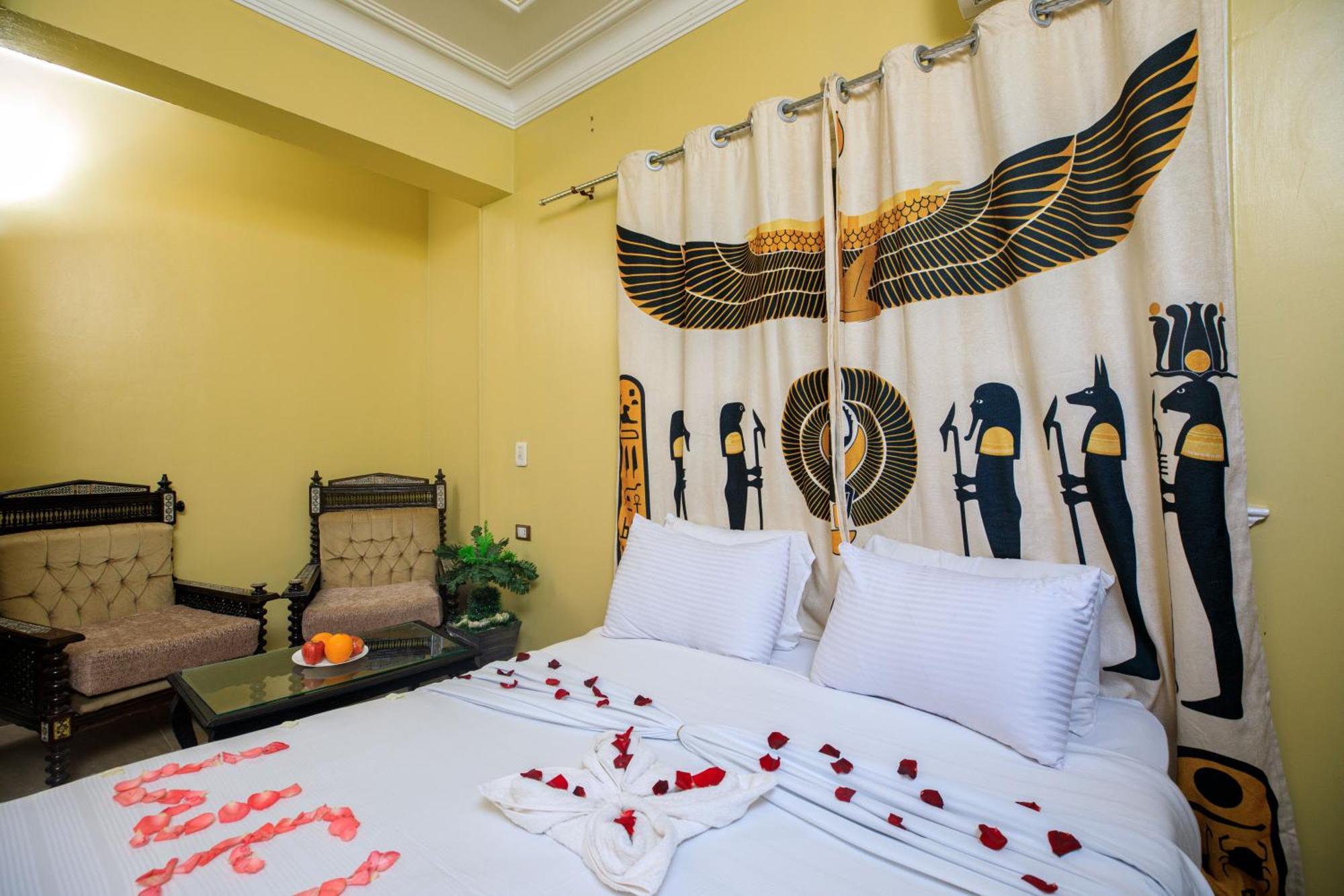 Bella Casa Pyramids Inn Nazlet el-Sisi ภายนอก รูปภาพ