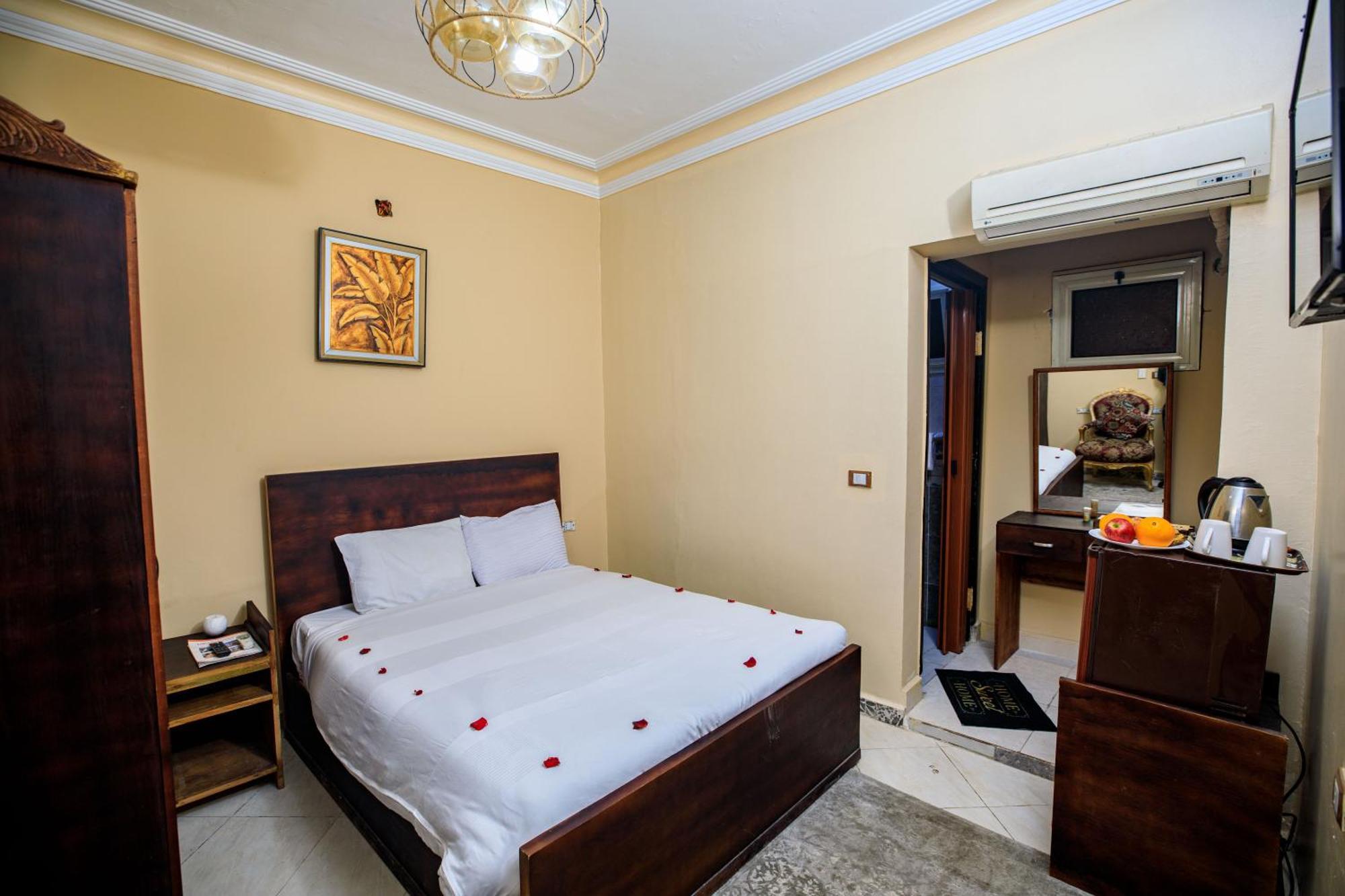 Bella Casa Pyramids Inn Nazlet el-Sisi ภายนอก รูปภาพ
